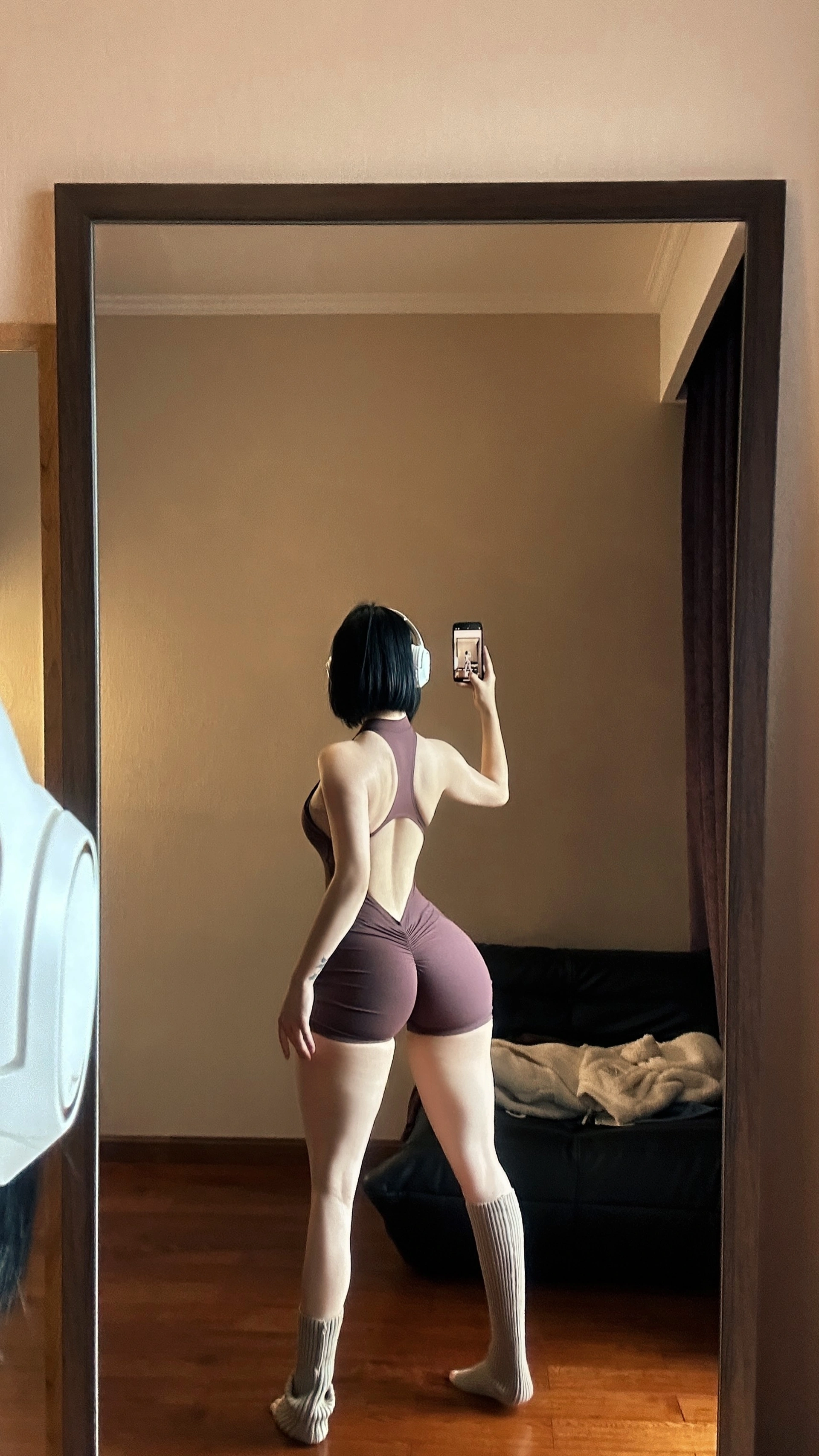 俏妞qiaoniuTT – NO.116 超短瑜伽 3